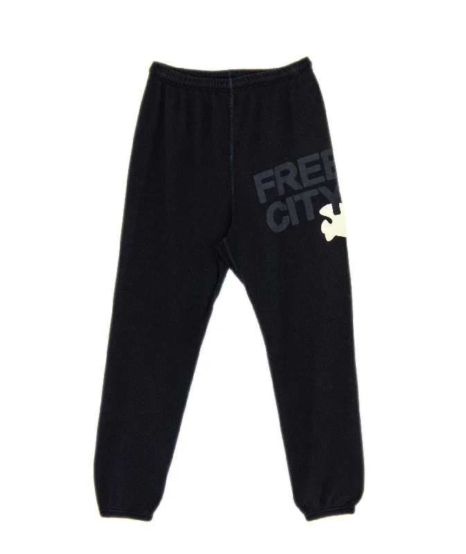 Casual shorts for summer outfits-FREECITY Women Superfluff Lux OG Sweatpants Deepspace Cream