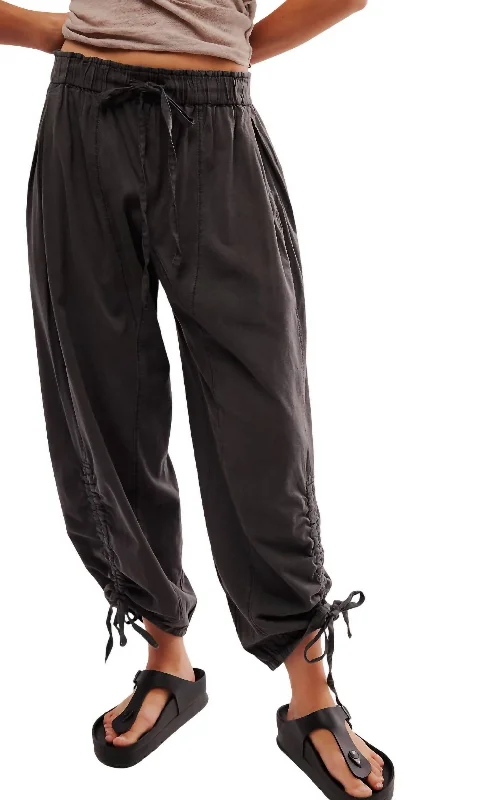 High-quality yoga pants for women-Hadley Poplin Pant In Black