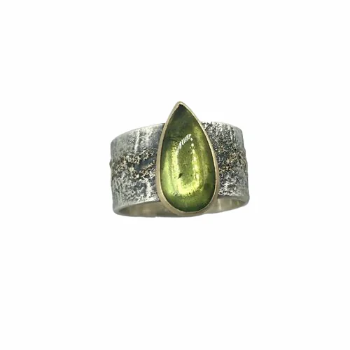 Affordable bangle bracelets for women-Brazilian Bright Moss Green Tourmaline Ring